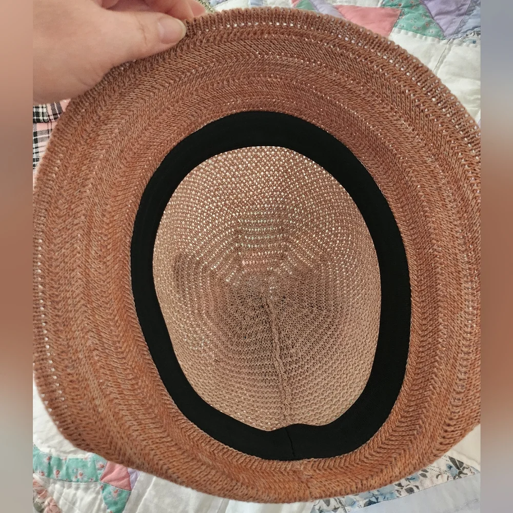 Elegant Sun Hat with Bow - Picture 7 of 8